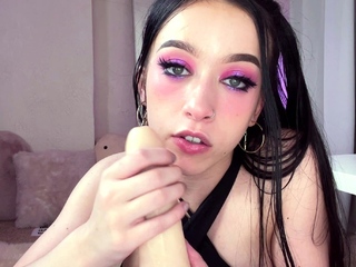 Amateur teens fuck and toy