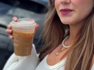 British Babe Bella Mia Goes Los Angeles For Out Hookup